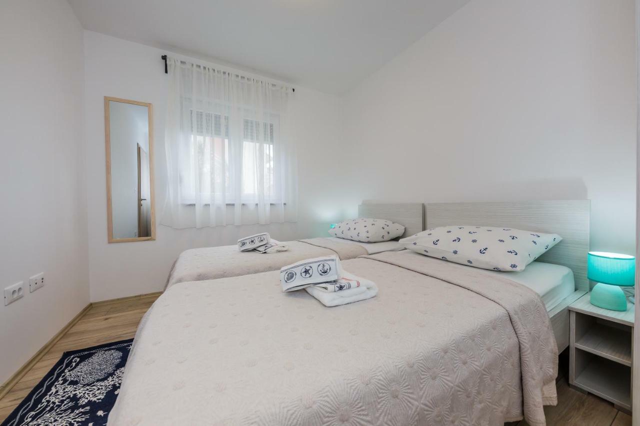 Apartments Mare Trogir Exteriér fotografie